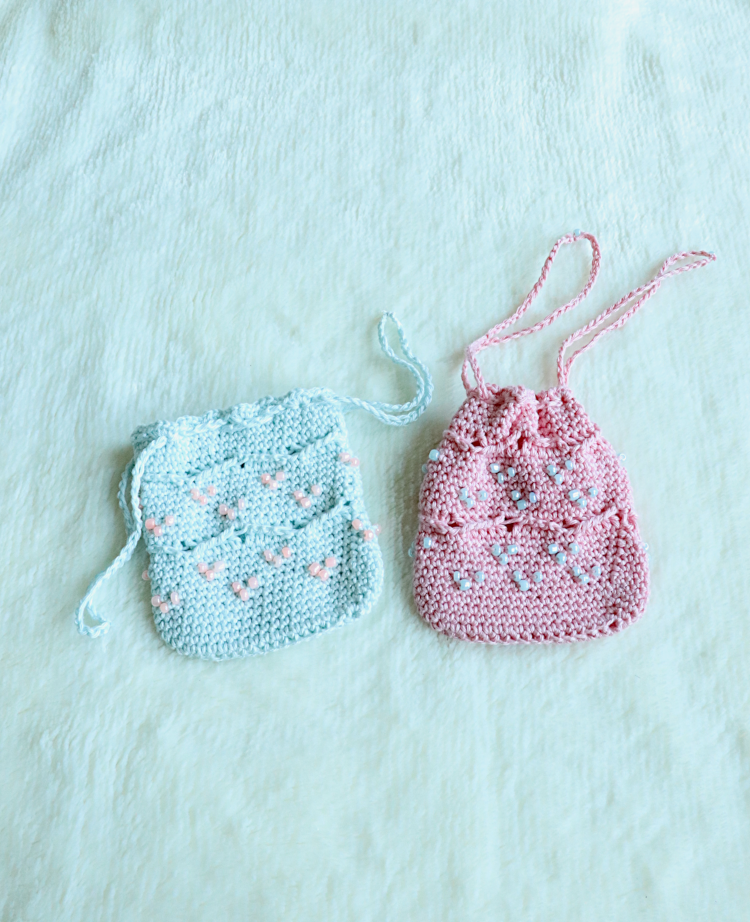 Beaded Mini Crochet Drawstring Pouch- Free Pattern